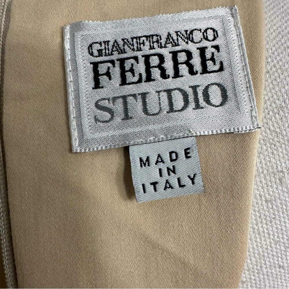 Gianfranco Ferre Studio Sleeveless V-Neck Shift Dress SZ 4 Cream Designer EUC - Picture 2 of 8